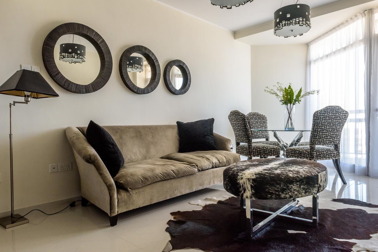 Zavos Marathon Beach Apartments Limassol Bagian luar foto
