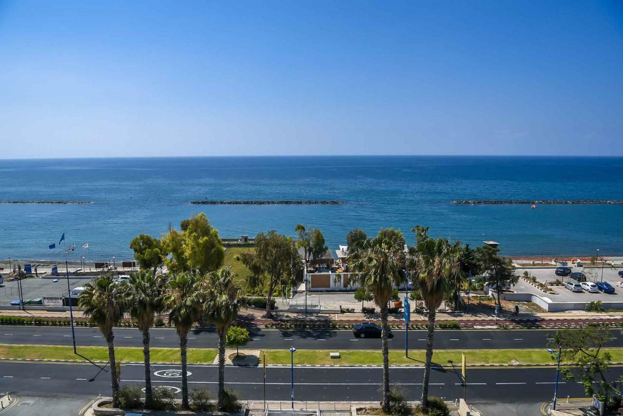 Zavos Marathon Beach Apartments Limassol Bagian luar foto